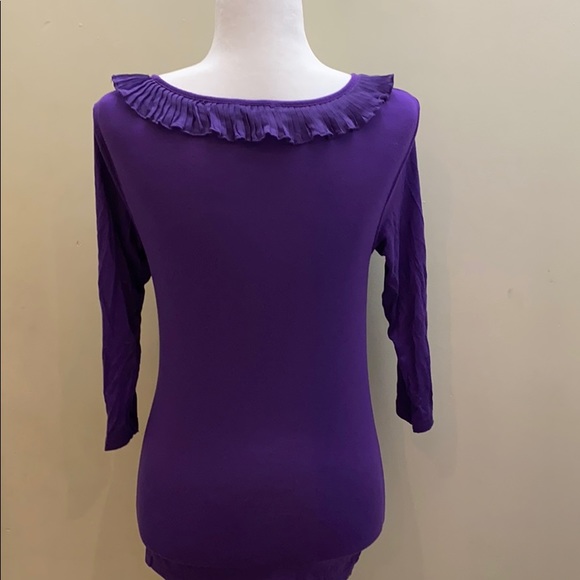 H&M ruffle accent scoop neck stretch purple top - Picture 3 of 8